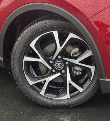 2018 Toyota C-HR XLE