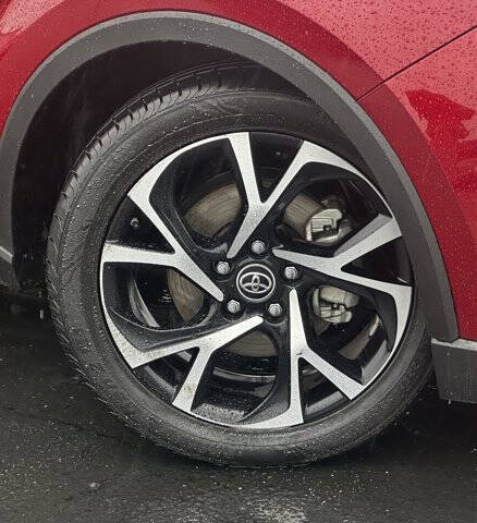 2018 Toyota C-HR XLE