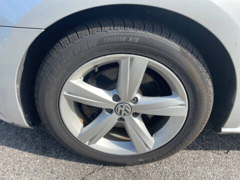 2013 Volkswagen Passat SE PZEV