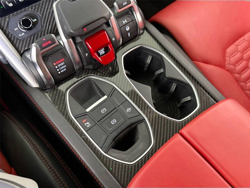 2020 Lamborghini Urus