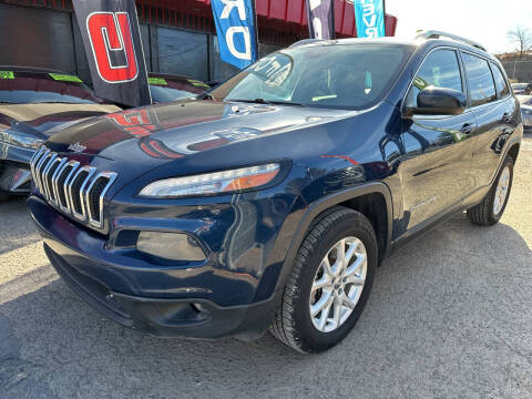 2018 Jeep Cherokee for sale at Duke City Auto LLC in Gallup NM