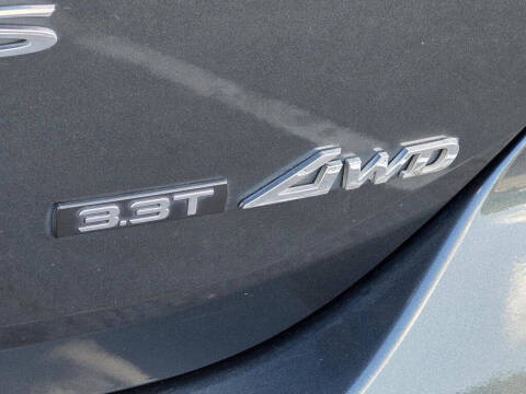2023 Genesis G70