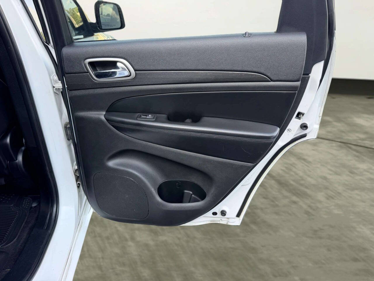 JeepGrand Cherokee23