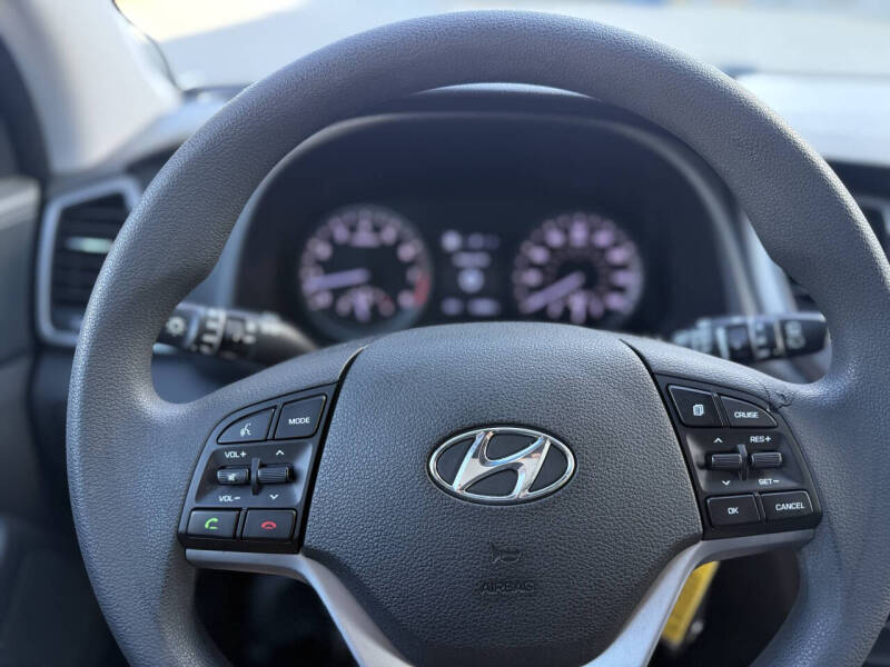 2017 Hyundai Tucson SE