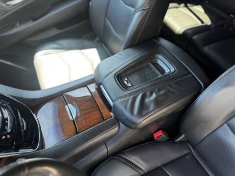 2016 Cadillac Escalade Premium Collection