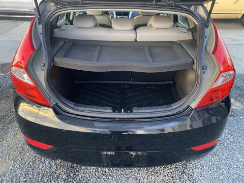 2012 Hyundai Accent GS