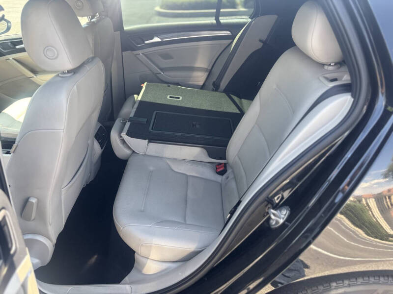 2019 Volkswagen e-Golf SEL Premium