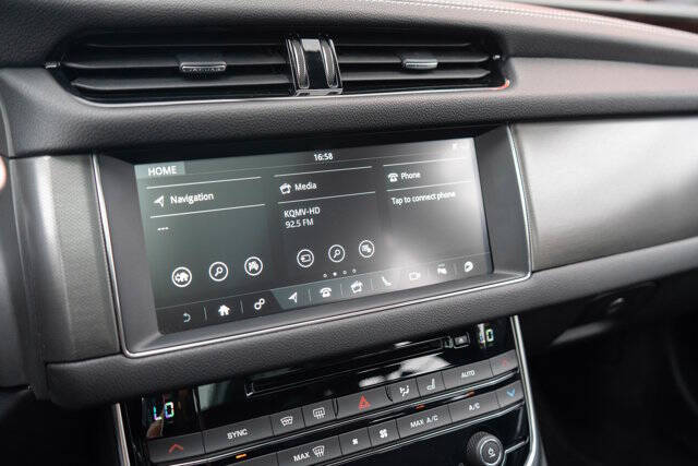 2018 Jaguar XF Sportbrake 16