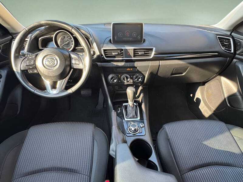 2015 Mazda MAZDA3 i Touring