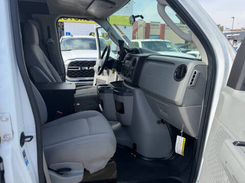 2013 Ford E-Series E-150