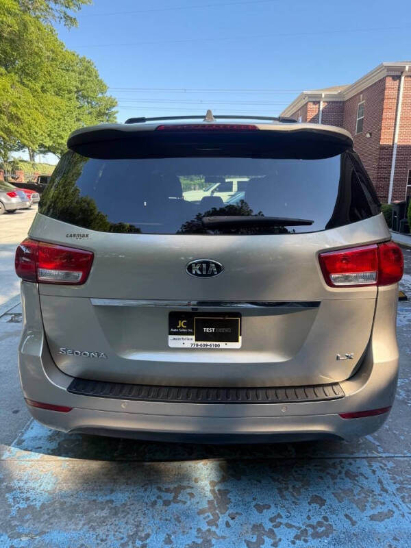 2016 Kia Sedona LX