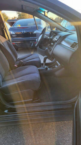 2008 Nissan Versa 1.8 SL