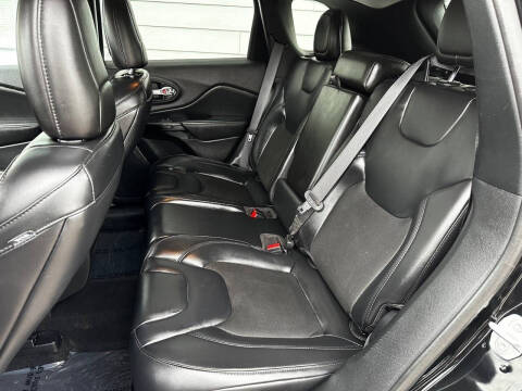 2021 Jeep Cherokee Altitude