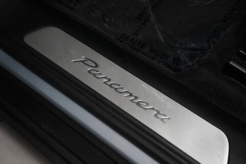 2022 Porsche Panamera Platinum Edition