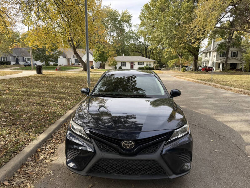 2018 Toyota Camry SE
