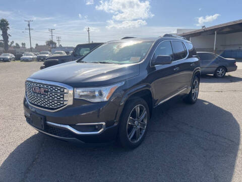 2017 GMC Acadia