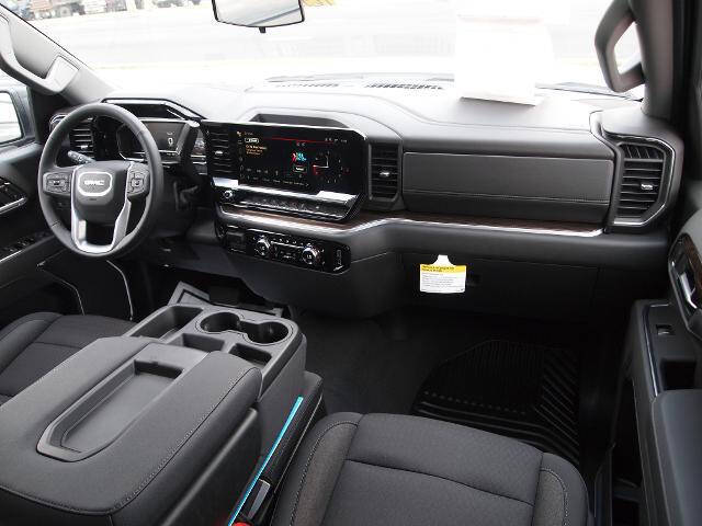 2025 GMC Sierra 1500 Elevation Standard