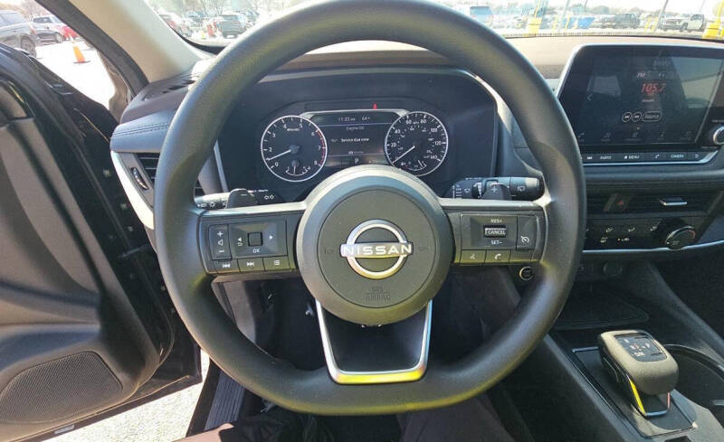2023 Nissan Rogue S