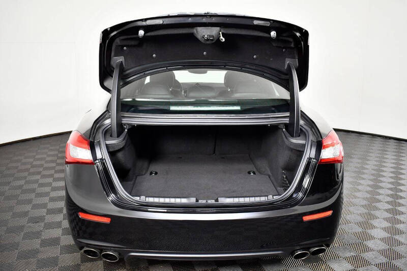 2017 Maserati Ghibli