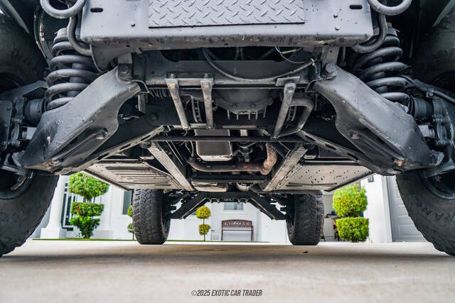 2001 AM General Hummer