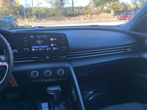 2021 Hyundai Elantra