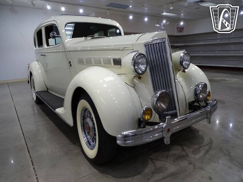 1936 Packard Eight Sedan