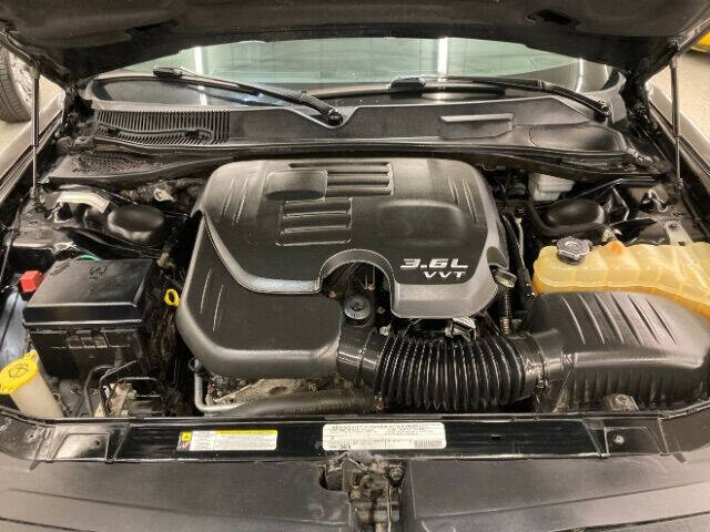 2012 Dodge Challenger SXT