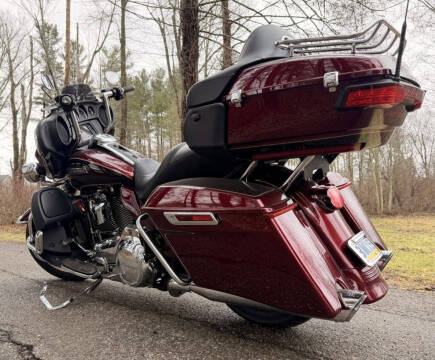 2015 Harley-Davidson® FLHTCUL - Electra Glide®