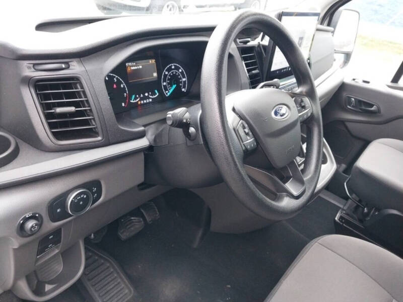 2023 Ford Transit 350 XLT