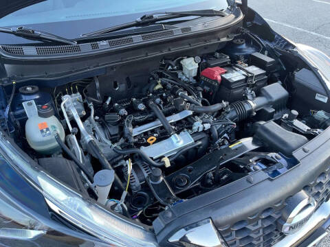 2020 Nissan Kicks SR