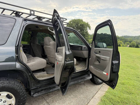 2004 Chevrolet Tahoe LS