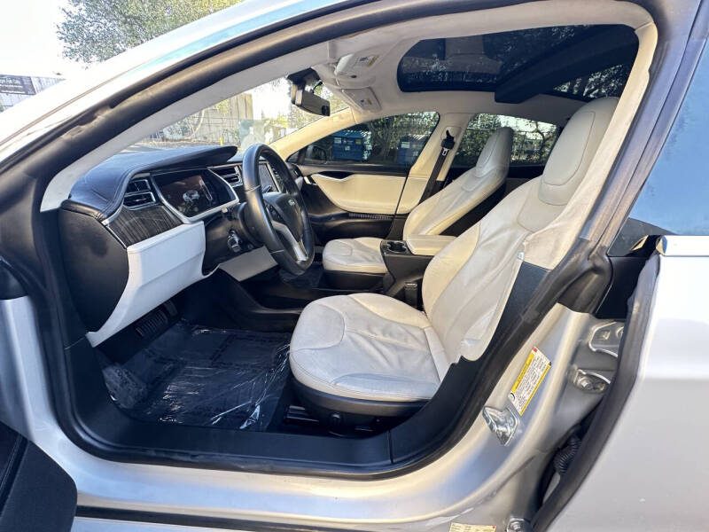 2013 Tesla Model S
