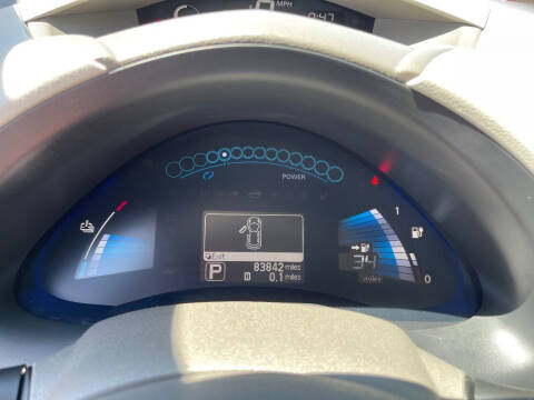 2011 Nissan LEAF SL