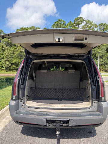2019 Cadillac Escalade ESV Luxury