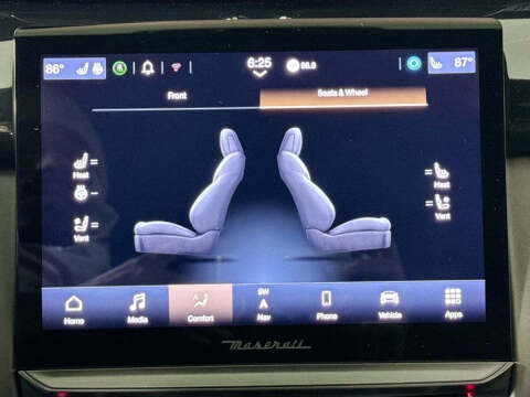 2023 Maserati Quattroporte Modena Q4