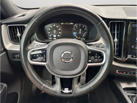 2019 Volvo XC60 T6 R-Design