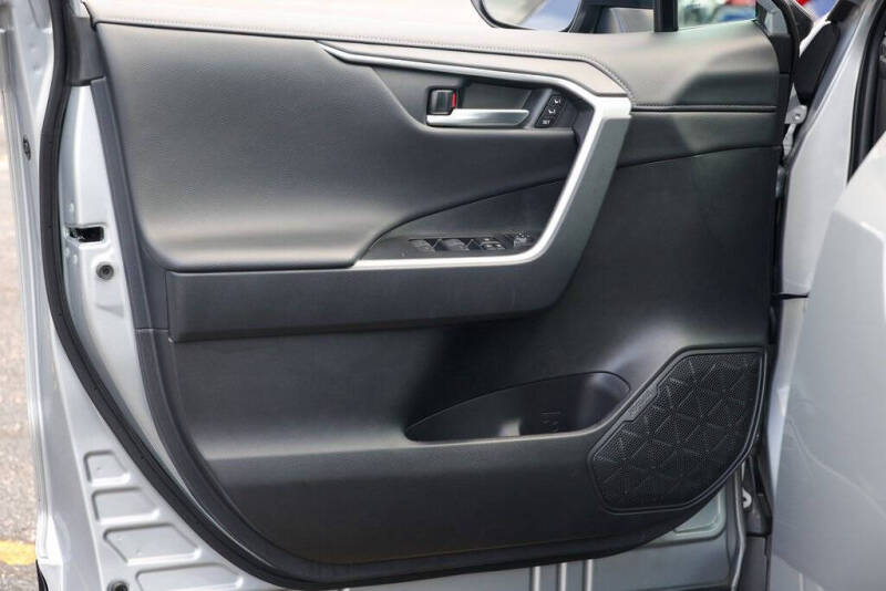 2023 Toyota RAV4 Limited