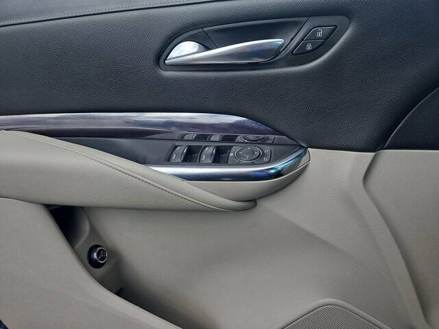 2021 Cadillac XT4 Luxury