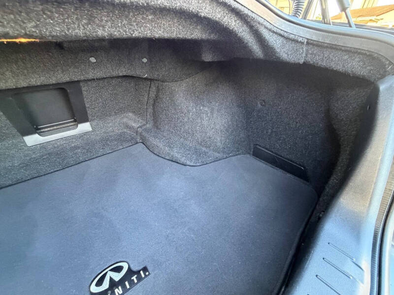 2015 Infiniti Q70L 3.7