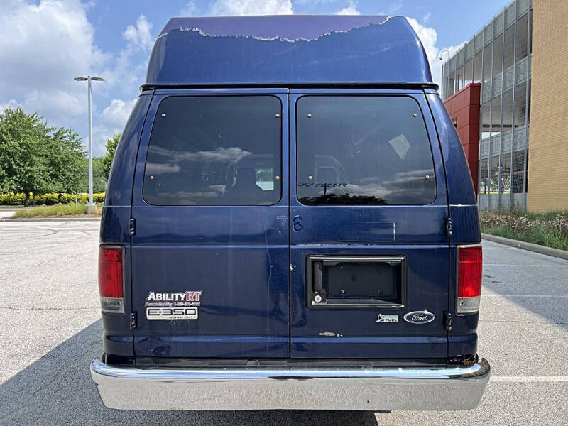 2009 Ford E-Series E-350 SD