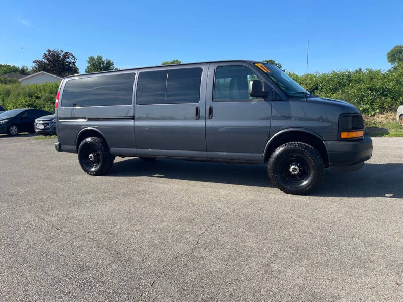 2017 Chevrolet Express LS 3500