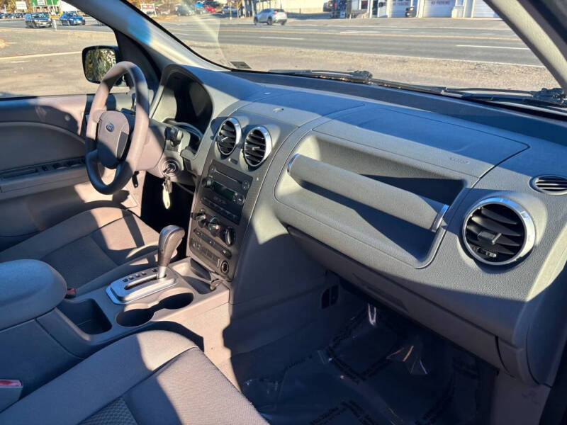 2006 Ford Freestyle SE