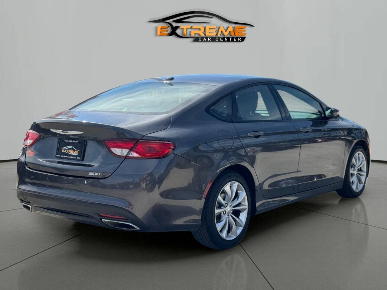 2015 Chrysler 200 for sale at Extreme Car Center in Detroit, MI