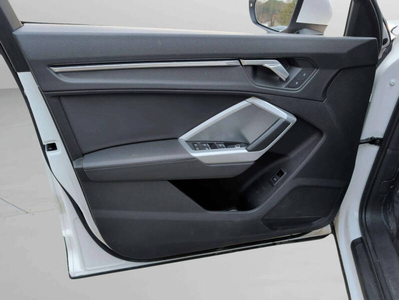 2019 Audi Q3 quattro Premium 45 TFSI