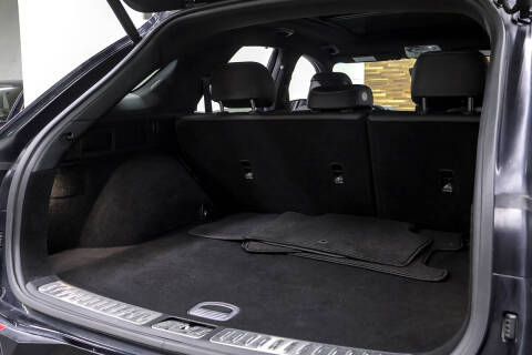 2022 Genesis GV70 2.5T Standard