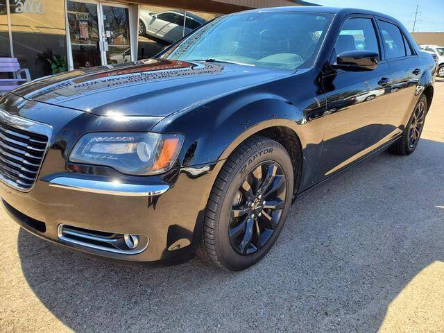 2014 Chrysler 300 for sale in Fort Worth, TX
