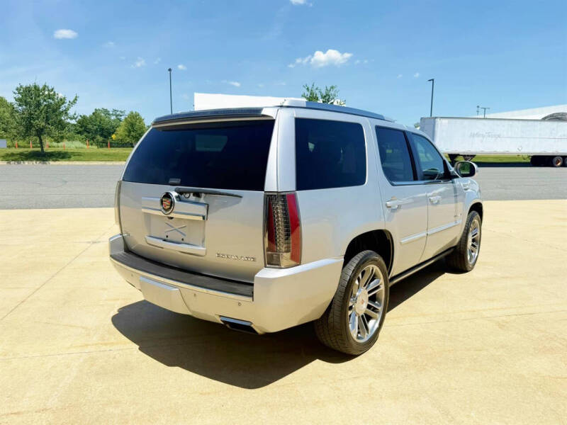 2012 Cadillac Escalade Premium