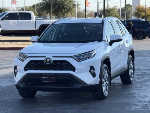 2020 Toyota RAV4 XLE Premium