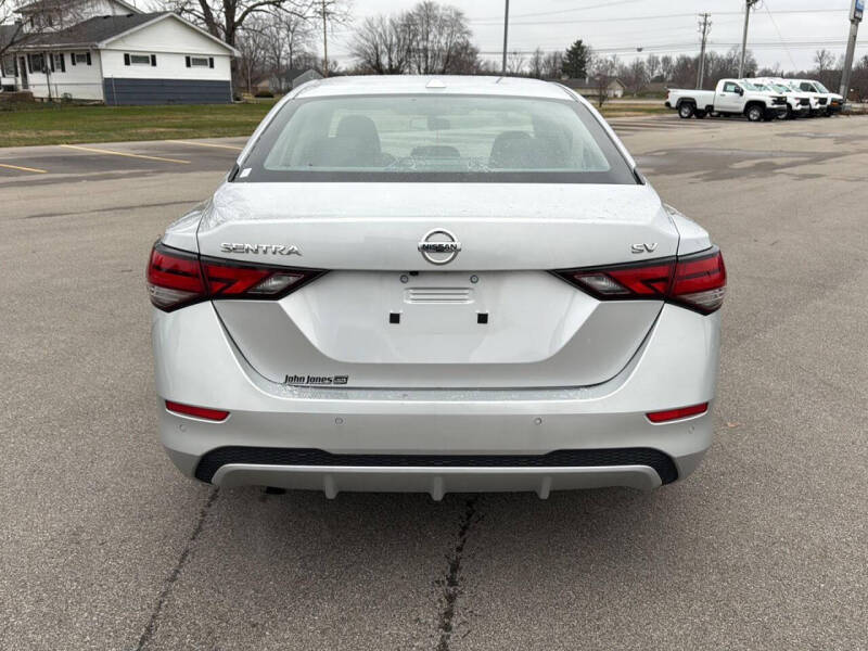 2023 Nissan Sentra SV