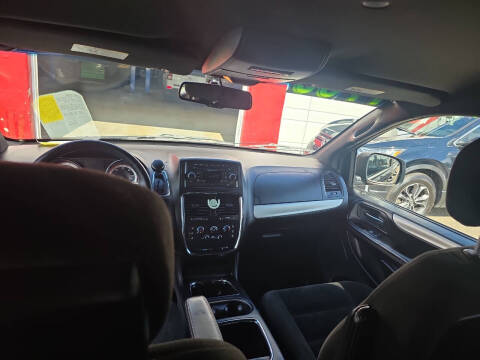 2015 Dodge Grand Caravan SXT Plus